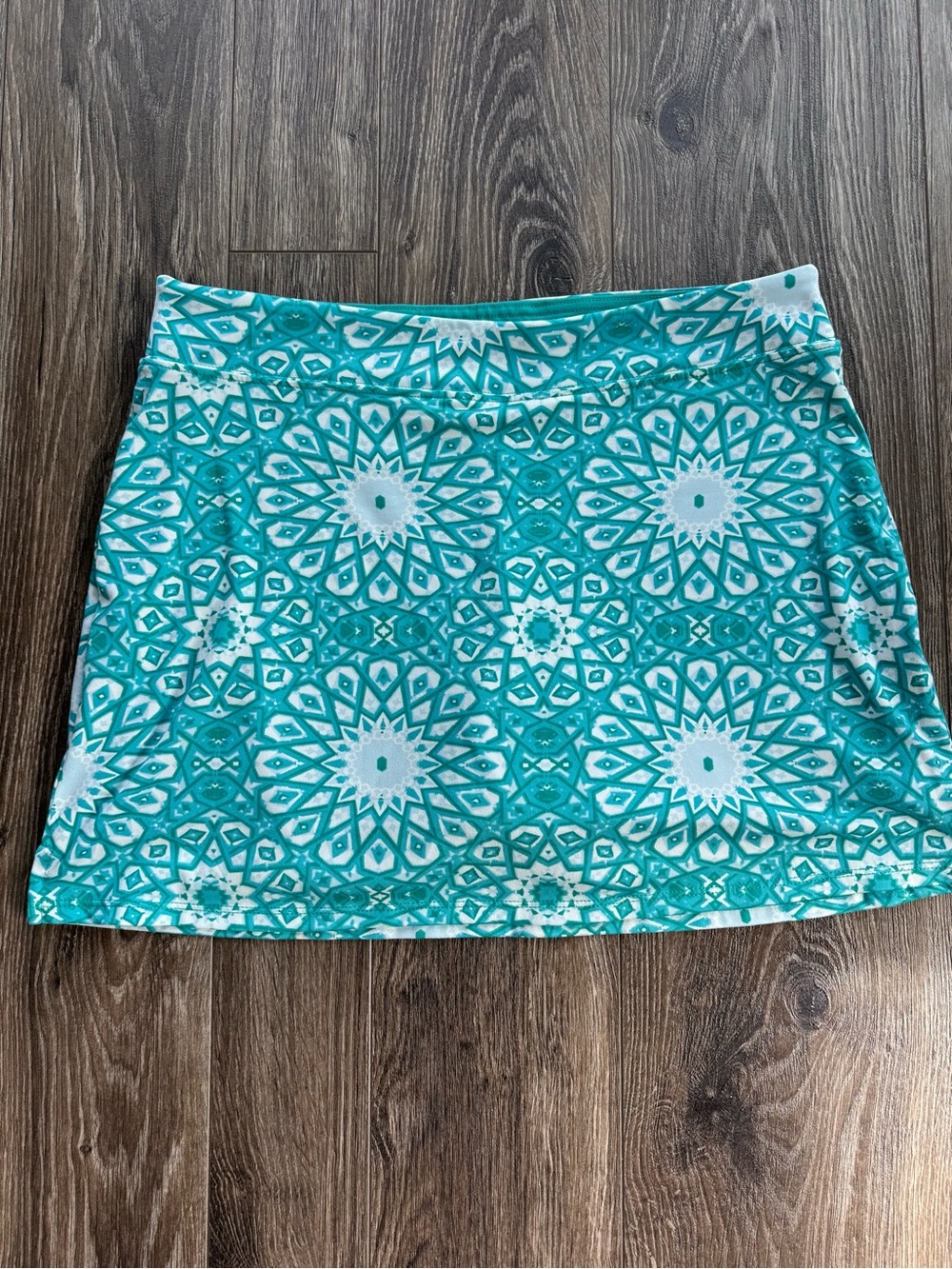 Tranquility skort size medium